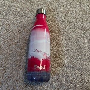 EUC S'well stainless steel insulated water bottle 17oz pink Sundance